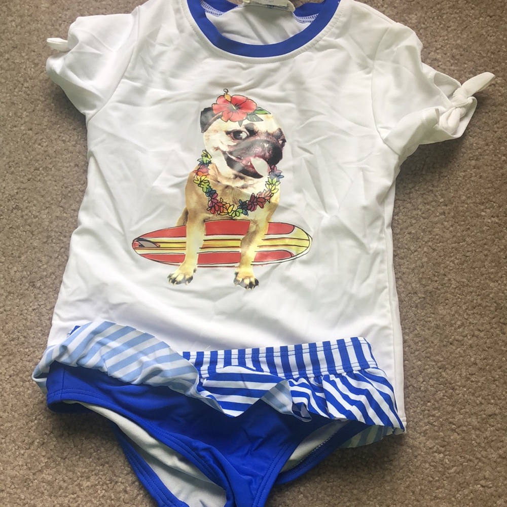 Two bathing suits - Picture 7 of 11